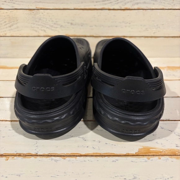 CROCS Black Men's Loafers & Slip-Ons - Picture 6 of 10